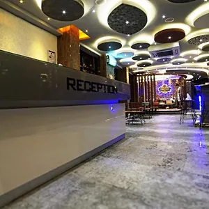 Corner Park Aparthotel